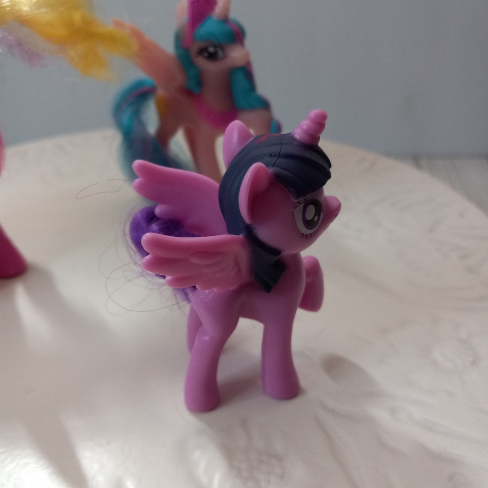 My Little Pony Toy Figures - Picture 5 of 7